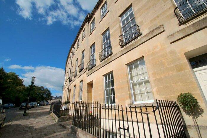 1 Bedroom Flat To Rent In Lansdown Place East, Bath, BA1