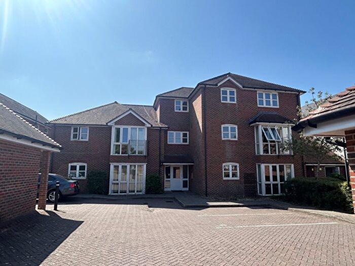 2 Bedroom Property To Rent In Roy's Close, Ludgershall, Andover, SP11