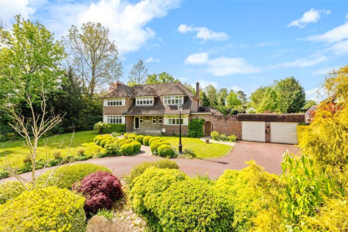 4 Bedroom Detached House For Sale In Headley Road, Leatherhead, Surrey, KT22