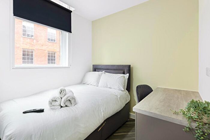 4 Bedroom Flat To Rent In Bridlesmith Gate, Nottingham, Nottinghamshire, NG1