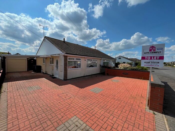 2 Bedroom Bungalow To Rent In Camelot Gardens, Boston, PE21