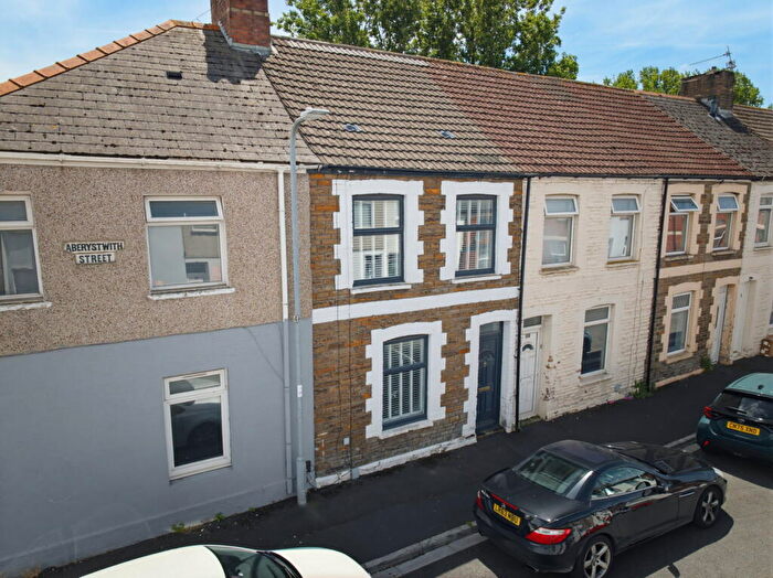 2 Bedroom Terraced House For Sale In Aberystwyth Street, Cardiff, CF24