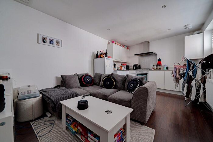 1 Bedroom Flat To Rent In Bridge Place, Godmanchester, PE29