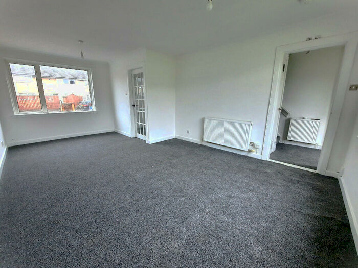 3 Bedroom Terraced House To Rent In Lomond Place, Irvine, KA12