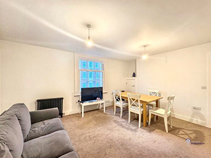 2 Bedroom Flat To Rent In Fenestra House, A Oxford Street, SO14