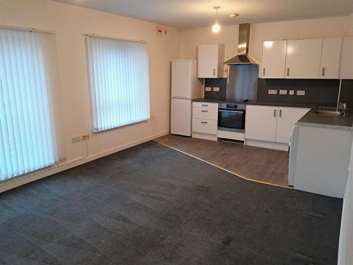 2 Bedroom Flat To Rent In Margaretta Buildings, Glasgow, G44