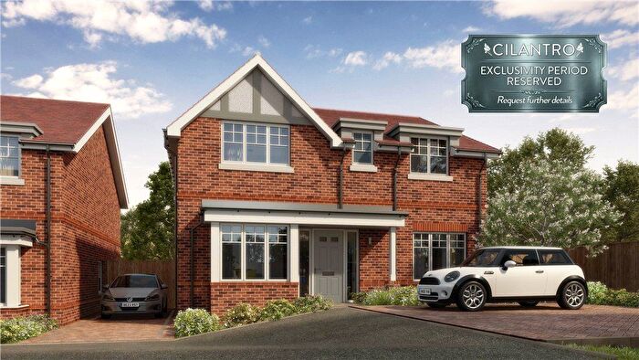 4 Bedroom Detached House For Sale In Chipstead Way, Banstead, SM7