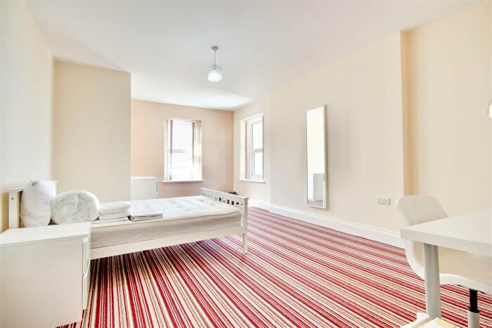 Private Hall To Rent In Southsea, PO5