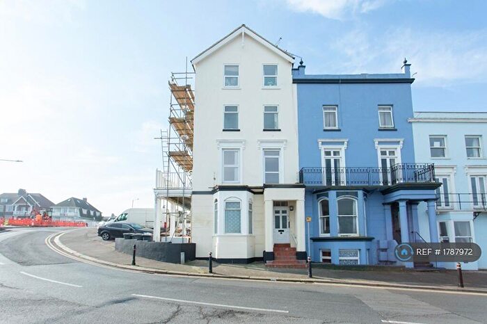 2 Bedroom Flat To Rent In Sunny Mead Court, Herne Bay, CT6