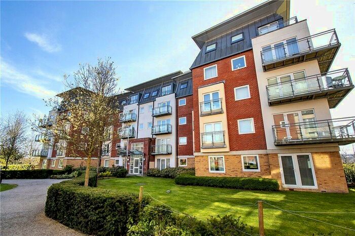 2 Bedroom Apartment For Sale In Winterthur Way, Basingstoke, Hampshire, RG21