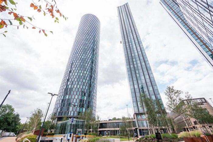 1 Bedroom Apartment To Rent In Thr, Silvercroft Street, Manchester, EE60