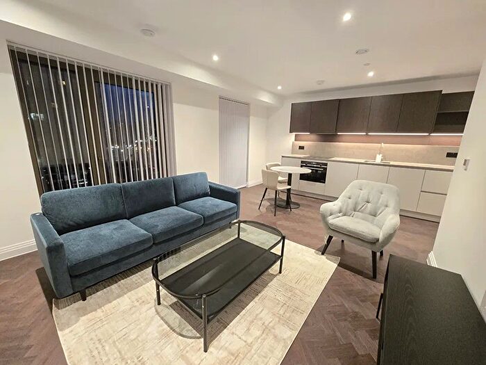 1 Bedroom Flat To Rent In Eden Place, London, E16