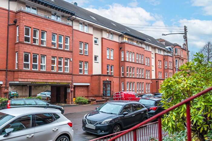 2 Bedroom Flat To Rent In Waverley Street, Flat -, Shawlands, Glasgow, G41