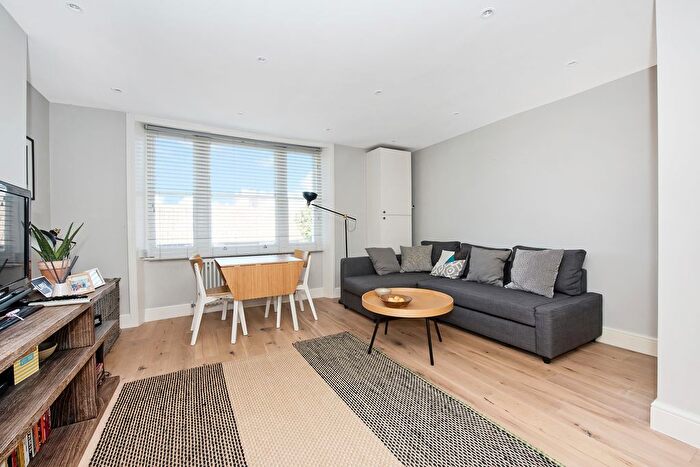 1 Bedroom Flat To Rent In Campshill Road, Lewisham, SE13