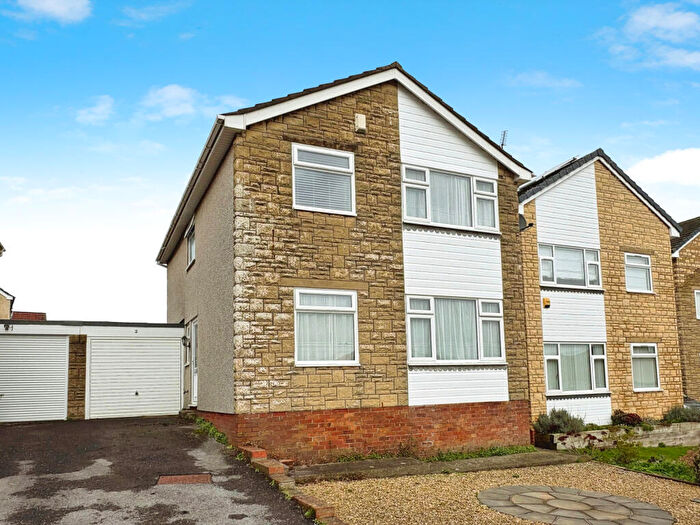 4 Bedroom Detached House For Sale In Norton Close, Kingswood, Bristol, South Gloucestershire, BS15