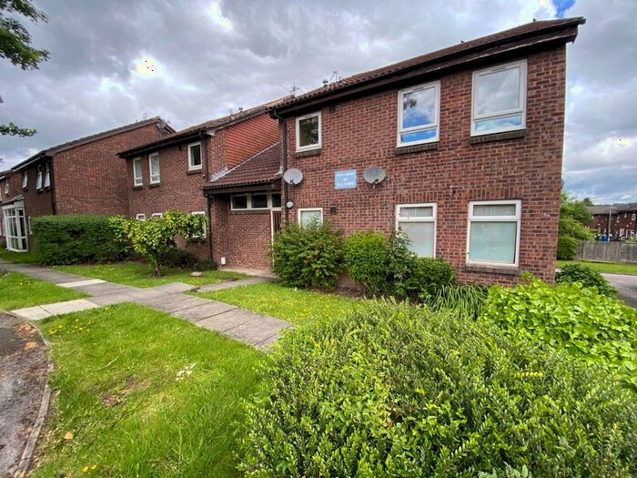 Studio To Rent In Farringdon Drive, Radcliffe, Manchester, M26