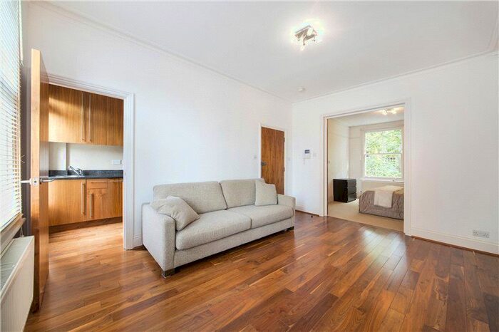 1 Bedroom Flat To Rent In Lisgar Terrace, West Kensington, London, W14