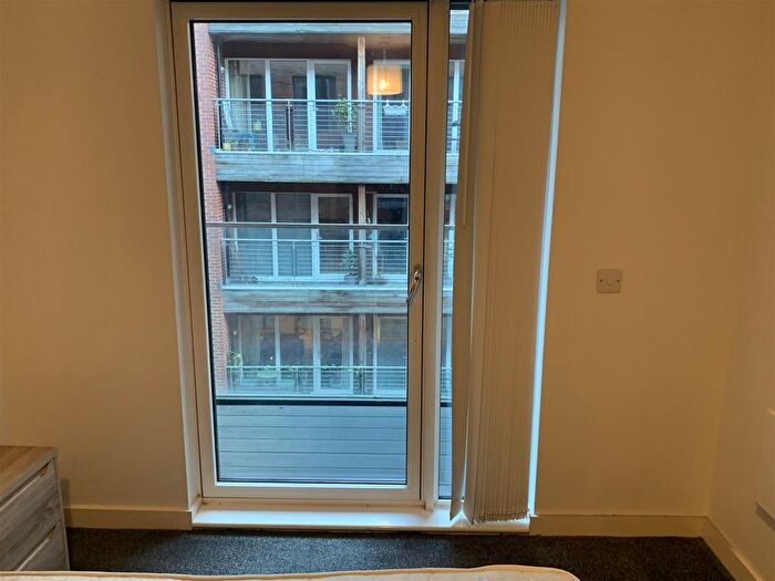 3 Bedroom Flat To Rent In Simpson Street, Manchester, M4