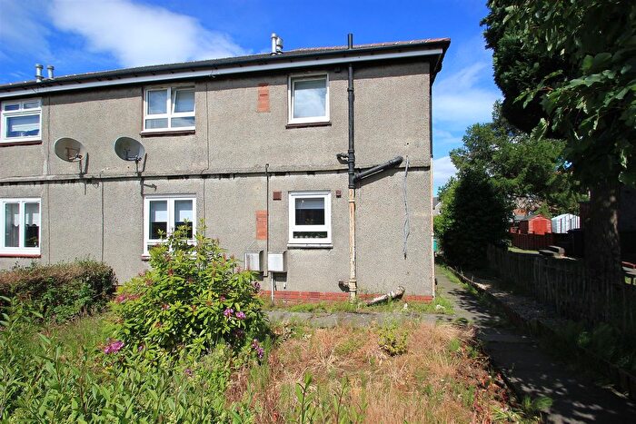 2 Bedroom Flat To Rent In Crawriggs Avenue, Kirkintilloch, G66
