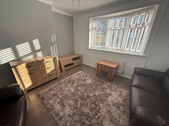 2 Bedroom Property To Rent In Bradford Crescent, Durham, DH1