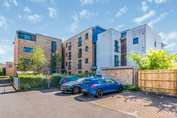 2 Bedroom Flat To Rent In London Road, Bicester, OX26