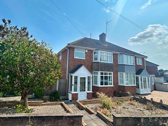 3 Bedroom Semi-Detached House For Sale In Northway, Sedgley, DY3