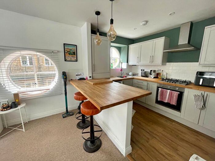 2 Bedroom Flat To Rent In Craven Mews, Skipton, Yorkshire, BD23