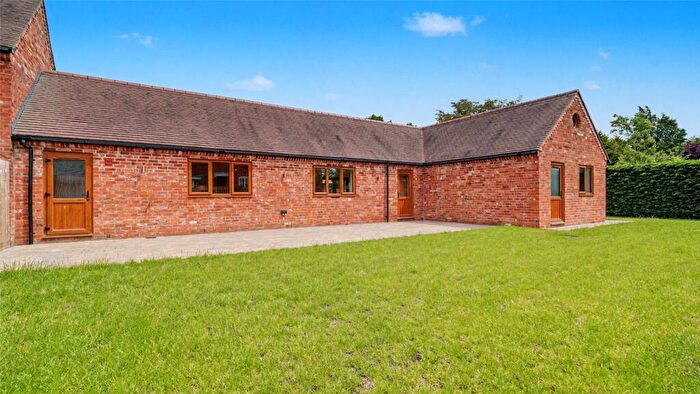 2 Bedroom Bungalow To Rent In Fallon Court, Tanworth-In-Arden, Warwickshire, B94