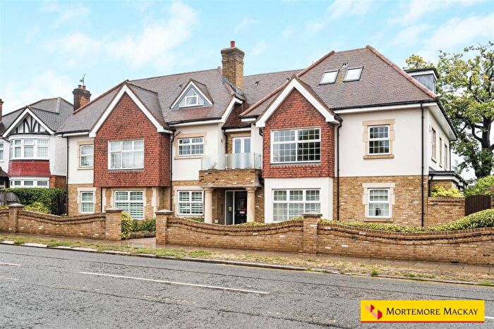 2 Bedroom Flat For Sale In Green Dragon Lane, London, N21