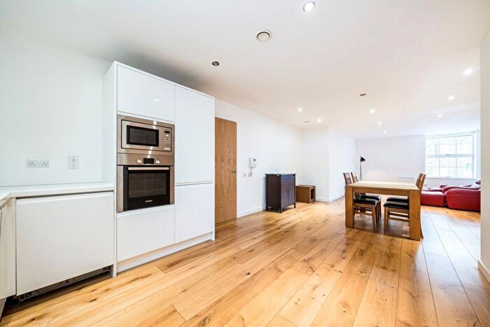 2 Bedroom Flat For Sale In Kennington Road, Kennington, SE11