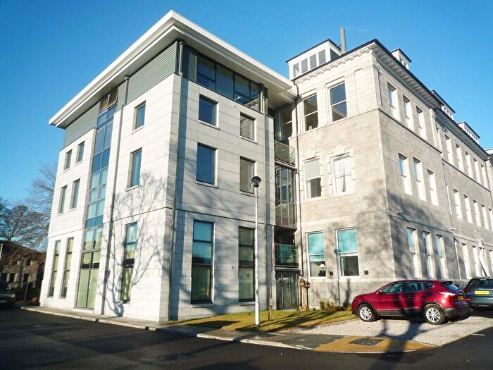 2 Bedroom Flat To Rent In Gordondale House, Gordondale Rd, AB15