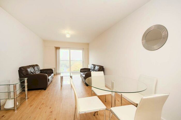 1 Bedroom Flat To Rent In Heritage Avenue, Colindale, London, NW9