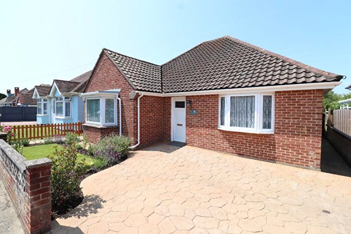 4 Bedroom Detached Bungalow For Sale In Araluen Way, Sandown, Isle Of Wight, PO36