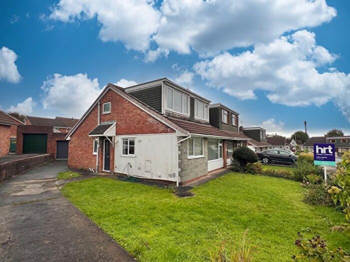 4 Bedroom Semi-detached House For Sale In Bryn Rhedyn, Pencoed, Bridgend, CF35