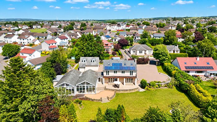 4 Bedroom Detached House For Sale In West Avenue, Carluke, ML8