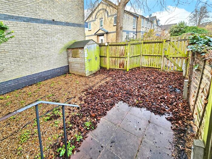 2 Bedroom End Of Terrace House For Sale In Timber Pond Road, London, SE16