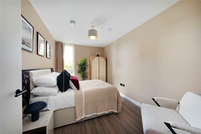 2 Bedroom Apartment For Sale In Unit Luna Gardens, Lapwing Lane, Manchester, M20