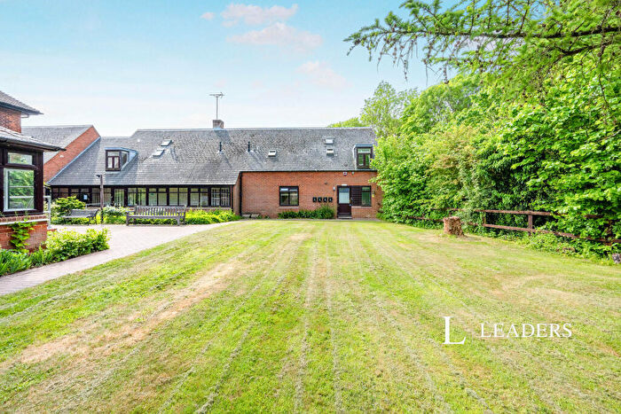 1 Bedroom Terraced House To Rent In Newport Road, Willen, Milton Keynes, MK15