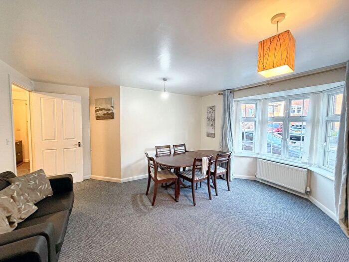 2 Bedroom Flat For Sale In Harlequin Court, The Avenue, Coventry, CV3