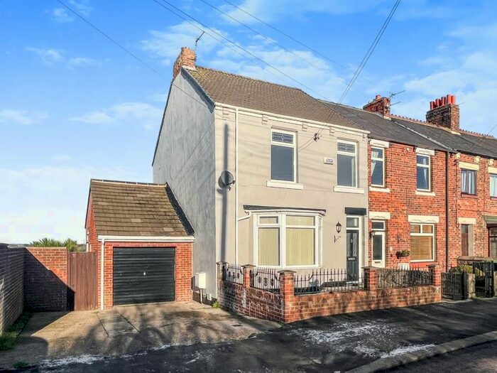 3 Bedroom Terraced House For Sale In Station Town, Wingate, TS28