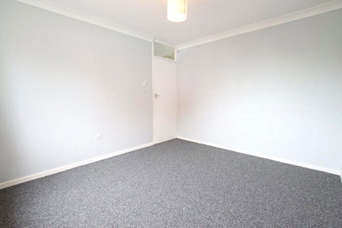 2 Bedroom Bungalow To Rent In Watergate Way, Woolton, Liverpool, Merseyside, L25