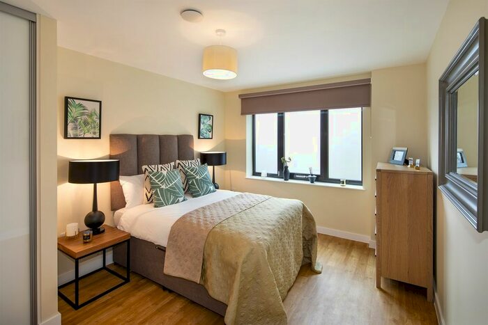 3 Bedroom Flat To Rent In Modin Place, Uxbridge, UB10