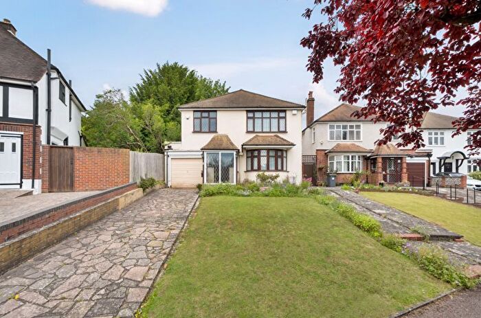 3 Bedroom Detached House To Rent In Russell Green Close, West Purley, CR8