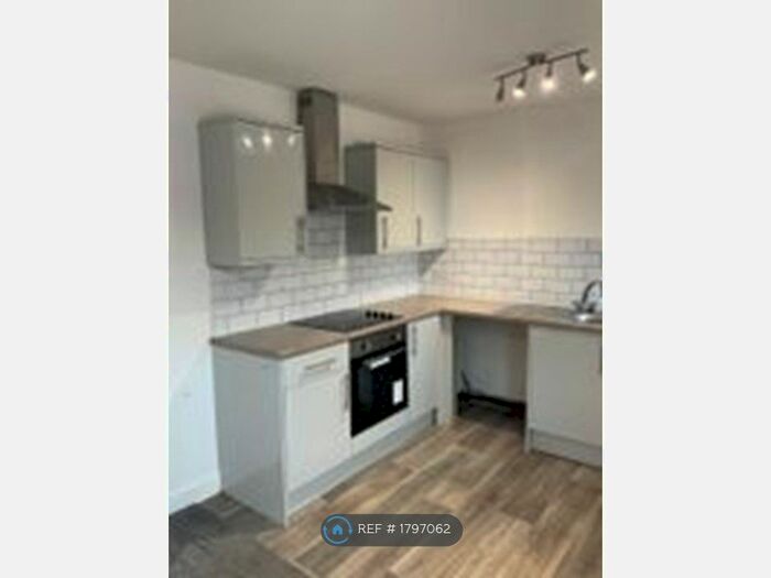 1 Bedroom Flat To Rent In Wellington Street, Burton-On-Trent, DE14