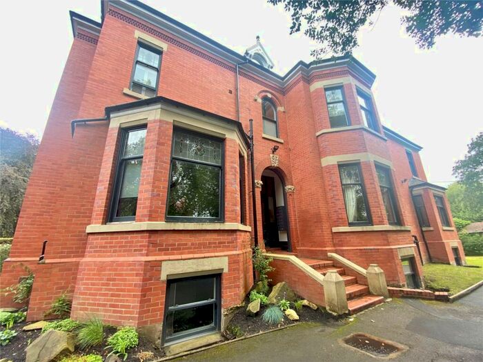 2 Bedroom Flat To Rent In Buxton Road, Stockport, Greater Manchester, SK2
