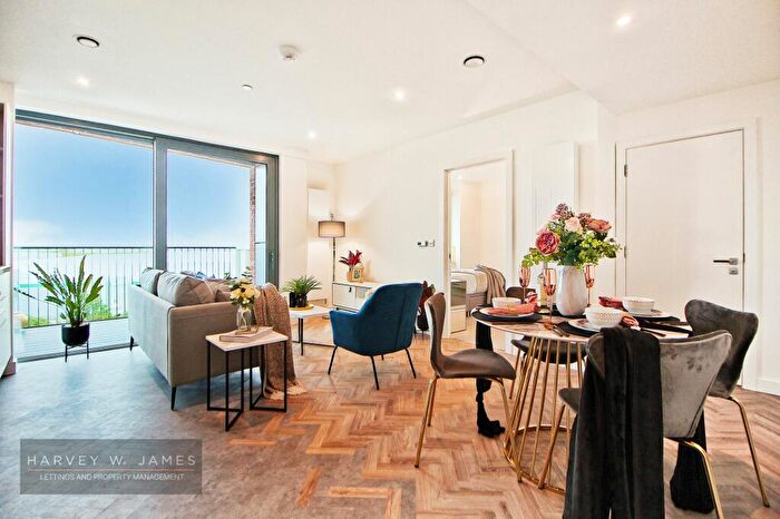 1 Bedroom Apartment To Rent In Makers Yard, Skyline Apartments, E3