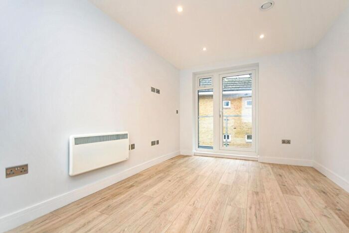 1 Bedroom Flat To Rent In High Street Beckenham, BR3