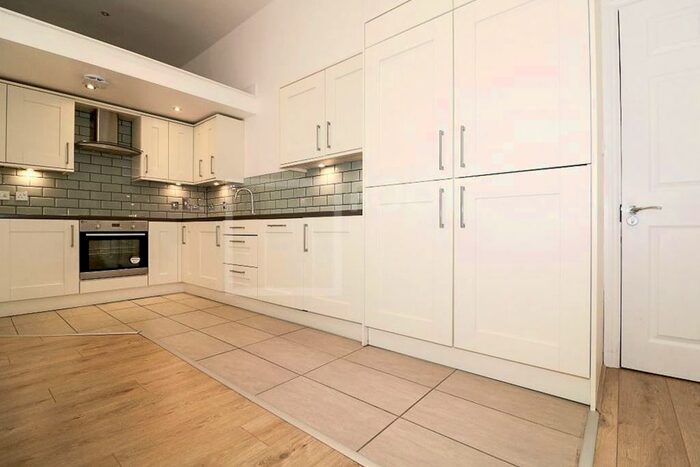 1 Bedroom Flat To Rent In Albion House, Little Germany, BD1