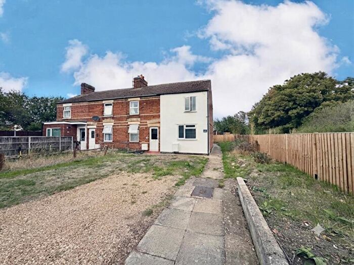 3 Bedroom End Of Terrace House For Sale In Preservine Walk, Clapham, Bedford, MK41