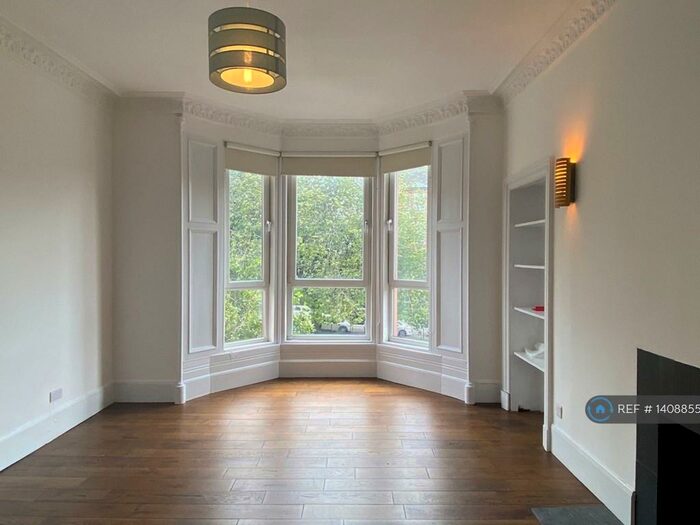 3 Bedroom Flat To Rent In Dennistoun, Glasgow, G31
